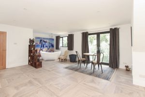 Photo 21- click for photo gallery